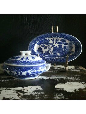Vtg Blue Willow Children's Playset Tureen and Platter Blue & White Porcelain